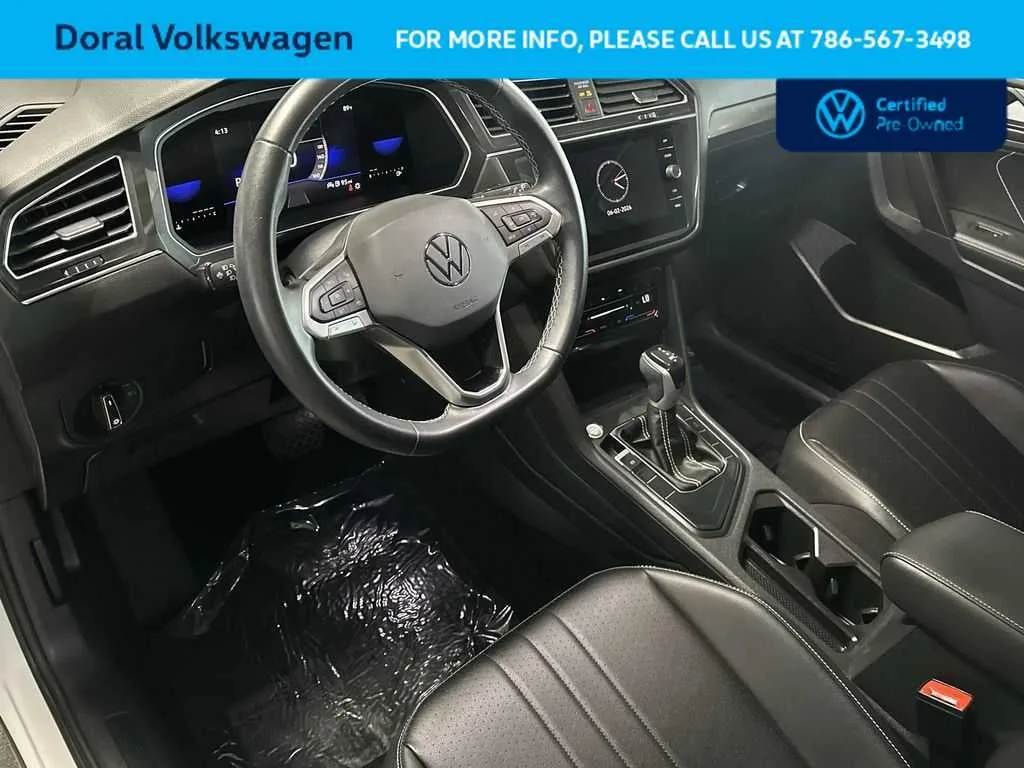 2023 Volkswagen Tiguan SE photo 13