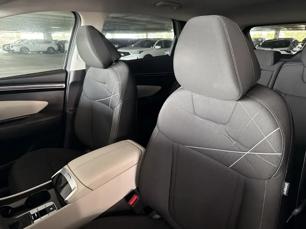 2024 Hyundai Tucson SE photo 14