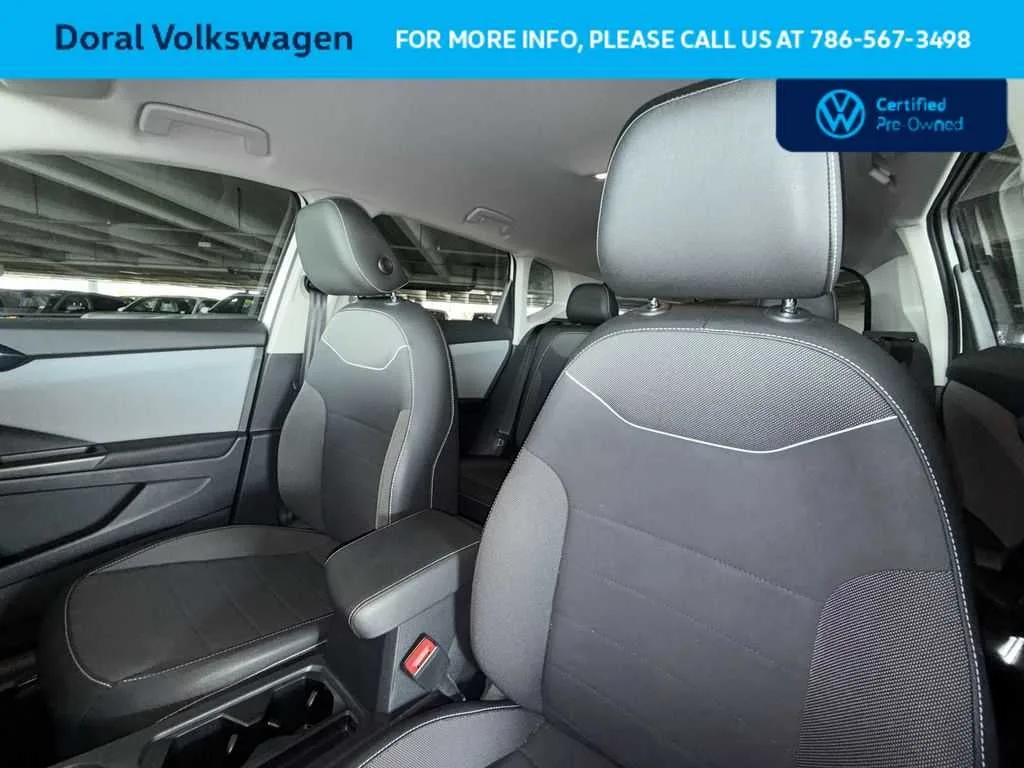 2023 Volkswagen Taos SE photo 14