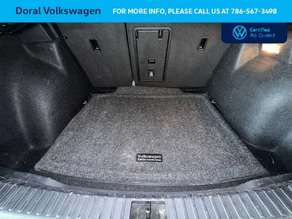 2023 Volkswagen Taos SE photo 25