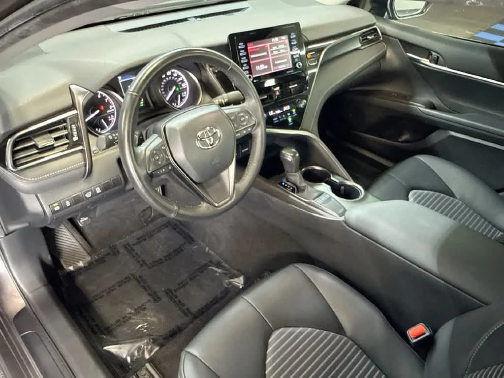 2024 Toyota Camry SE photo 13