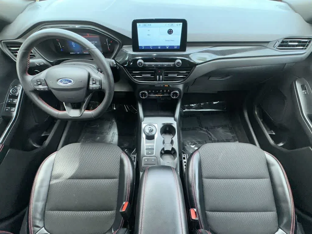 2025 Ford Escape ST-Line photo 24