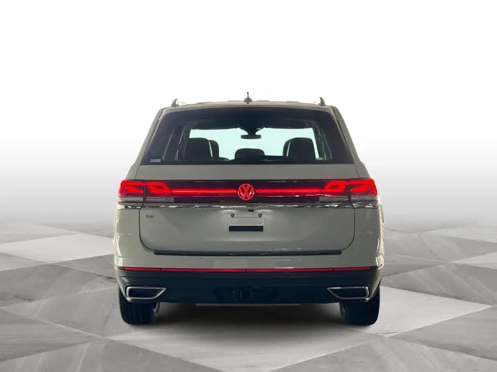 2024 Volkswagen Atlas 2.0T SE w/Technology photo 7