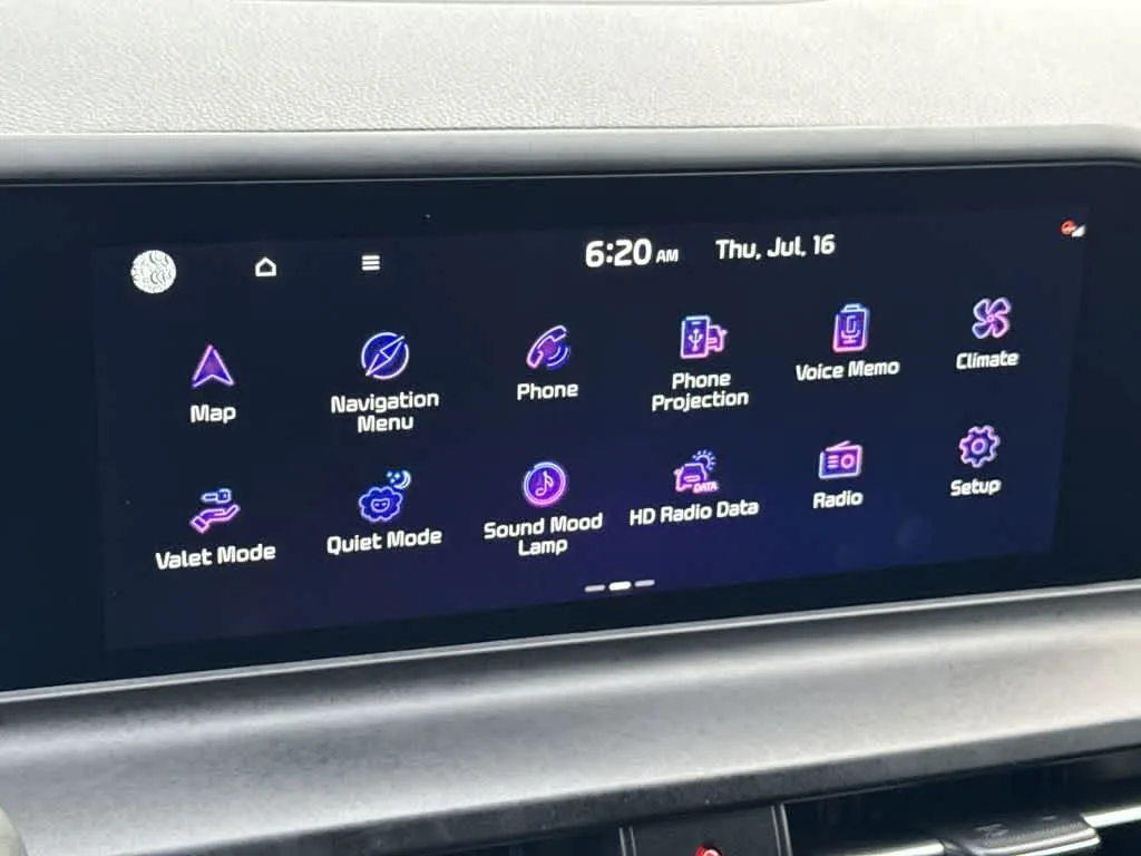 2025 Kia Seltos EX photo 17