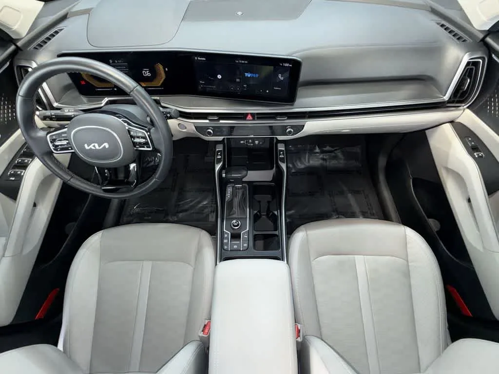 2025 Kia Sorento S photo 24