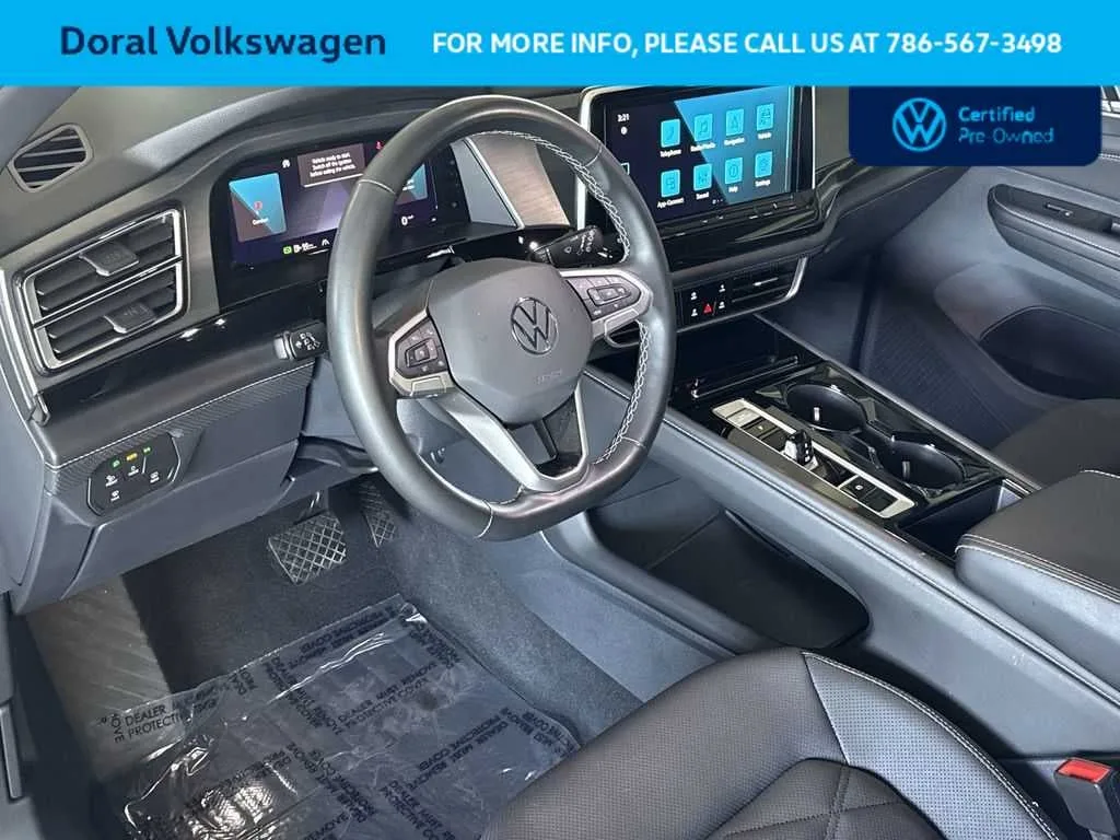 2025 Volkswagen Atlas Cross Sport 2.0T SE w/Technology photo 13