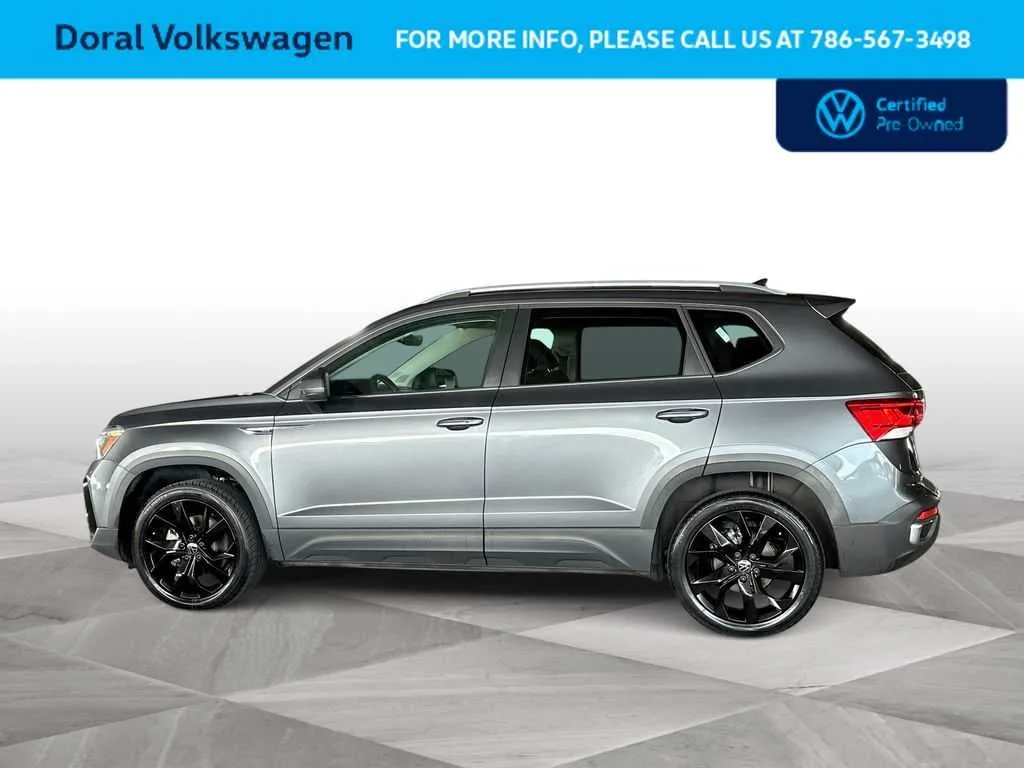 2023 Volkswagen Taos SE photo 5
