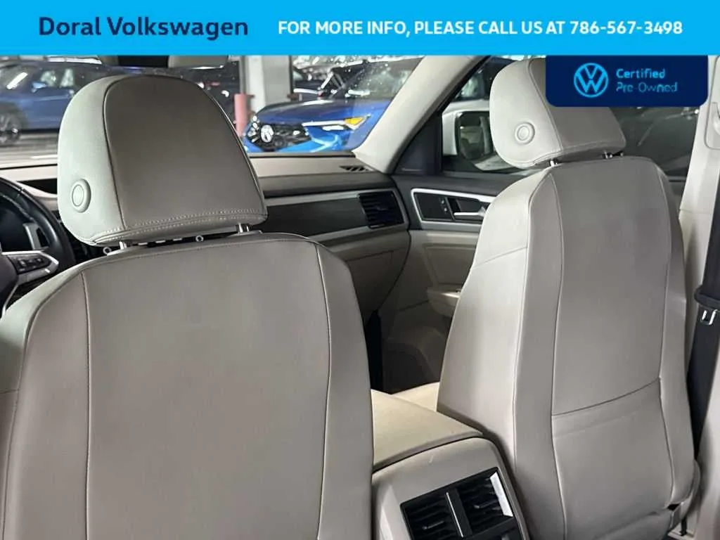 2023 Volkswagen Atlas 3.6L V6 SE w/Technology photo 23