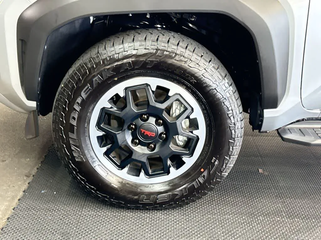 2026 Toyota 4Runner TRD Off Road Premium photo 11