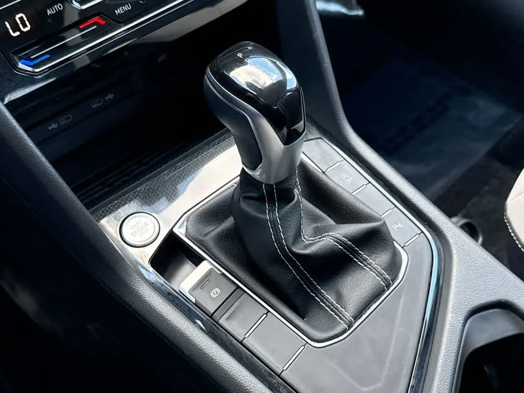 2026 Volkswagen Taos SE photo 20