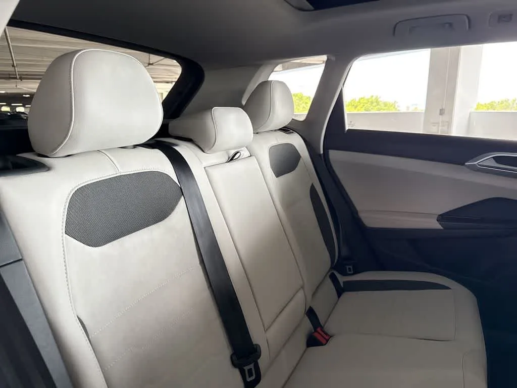 2026 Volkswagen Taos SE photo 25