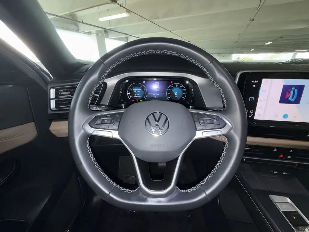 2024 Volkswagen Atlas Cross Sport 2.0T SE photo 15