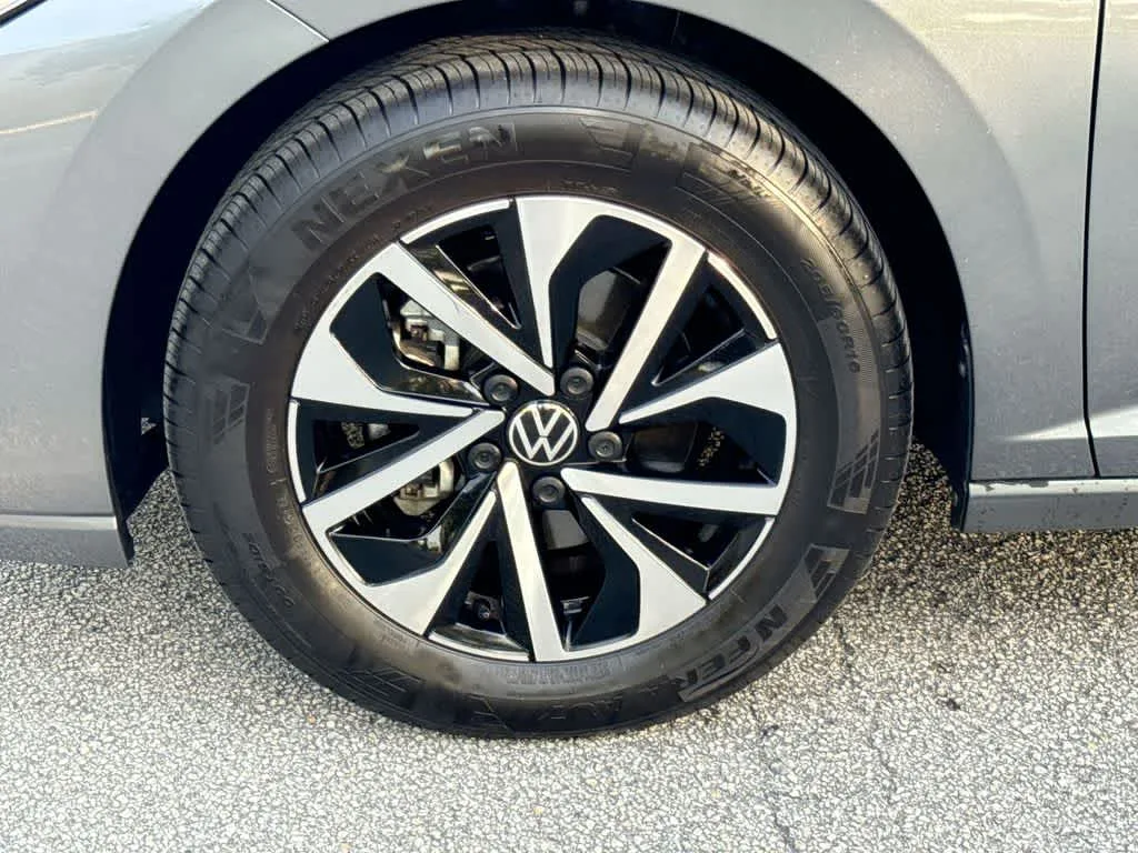2025 Volkswagen Jetta S photo 11