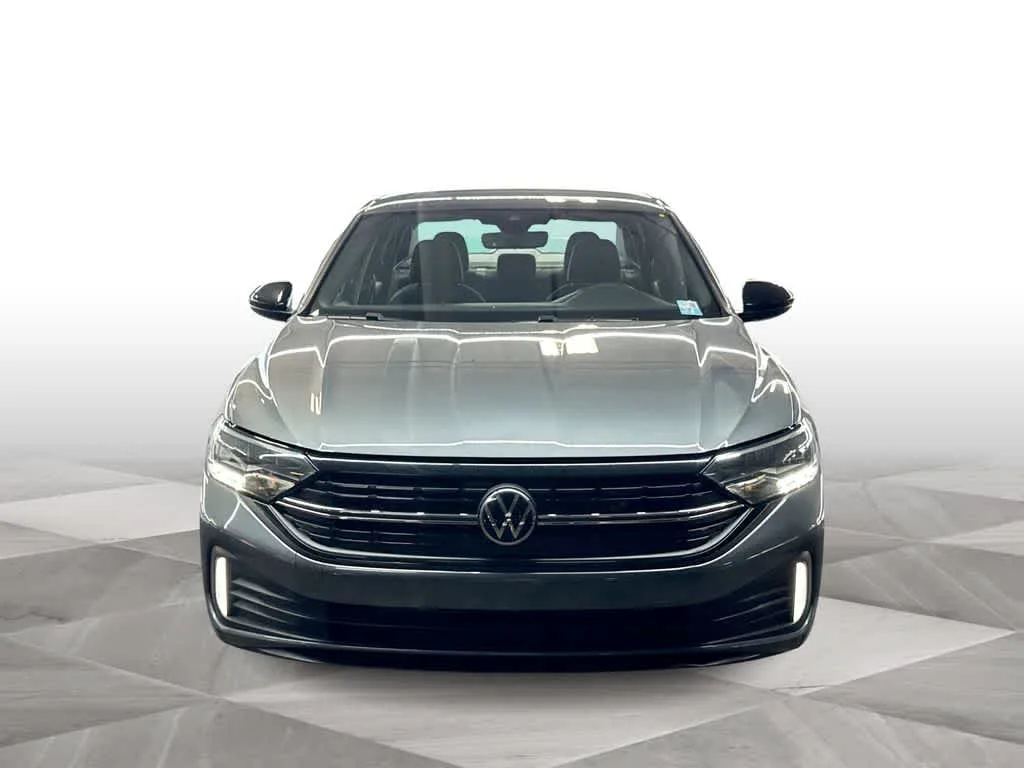 2022 Volkswagen Jetta Sport photo 3