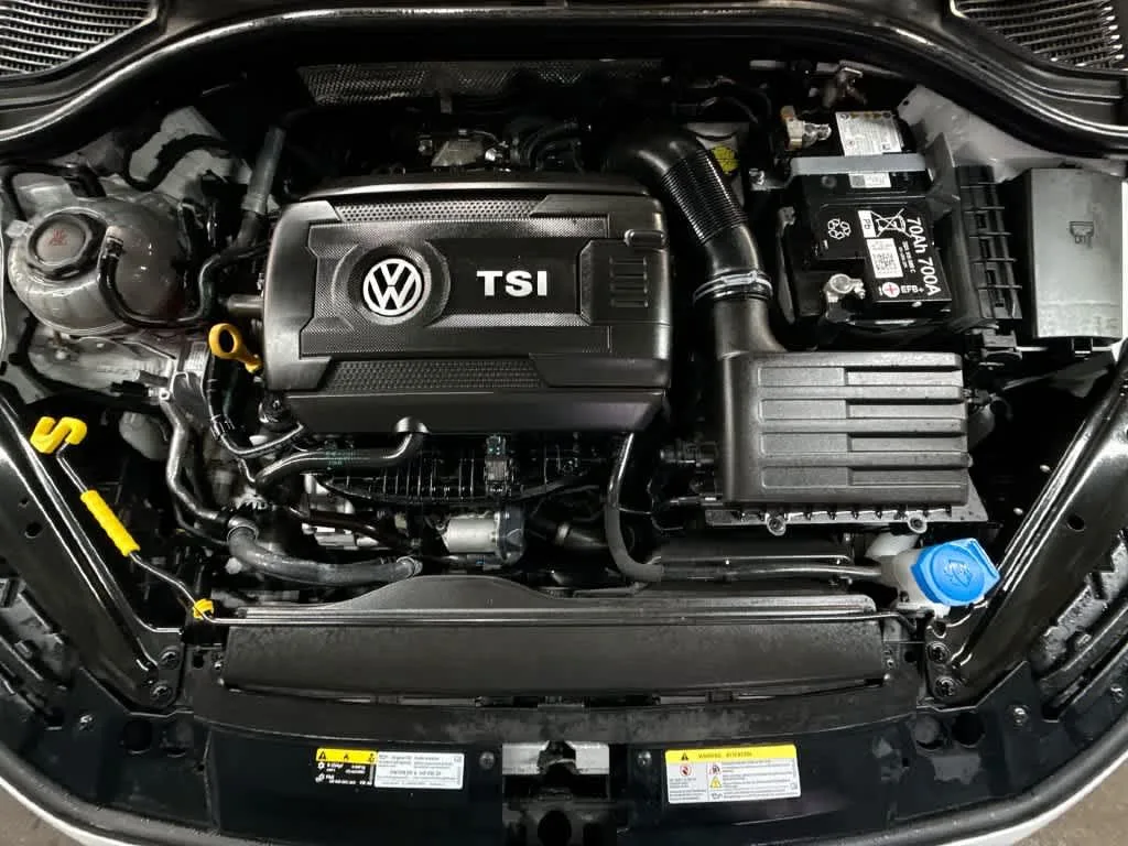 2025 Volkswagen Jetta GLI Autobahn photo 12