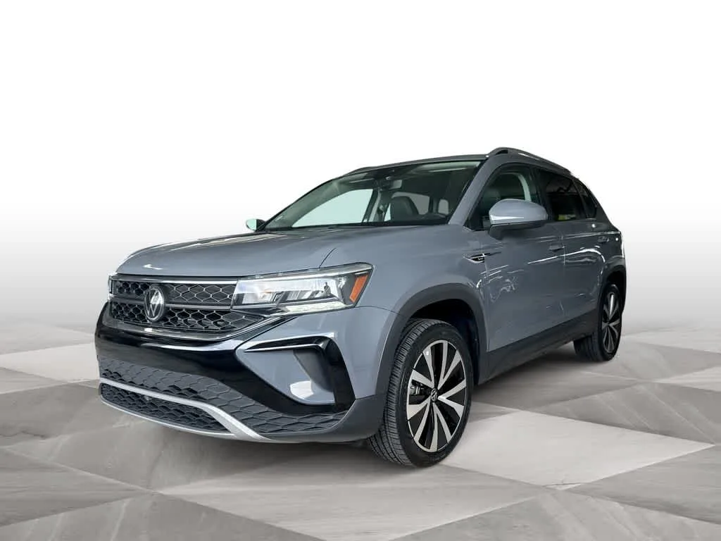 2023 Volkswagen Taos SE photo 4
