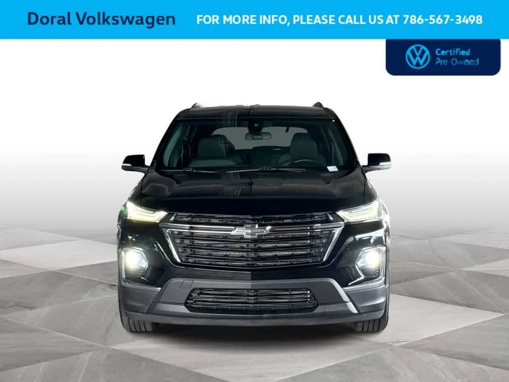 2023 Chevrolet Traverse LT Cloth photo 3