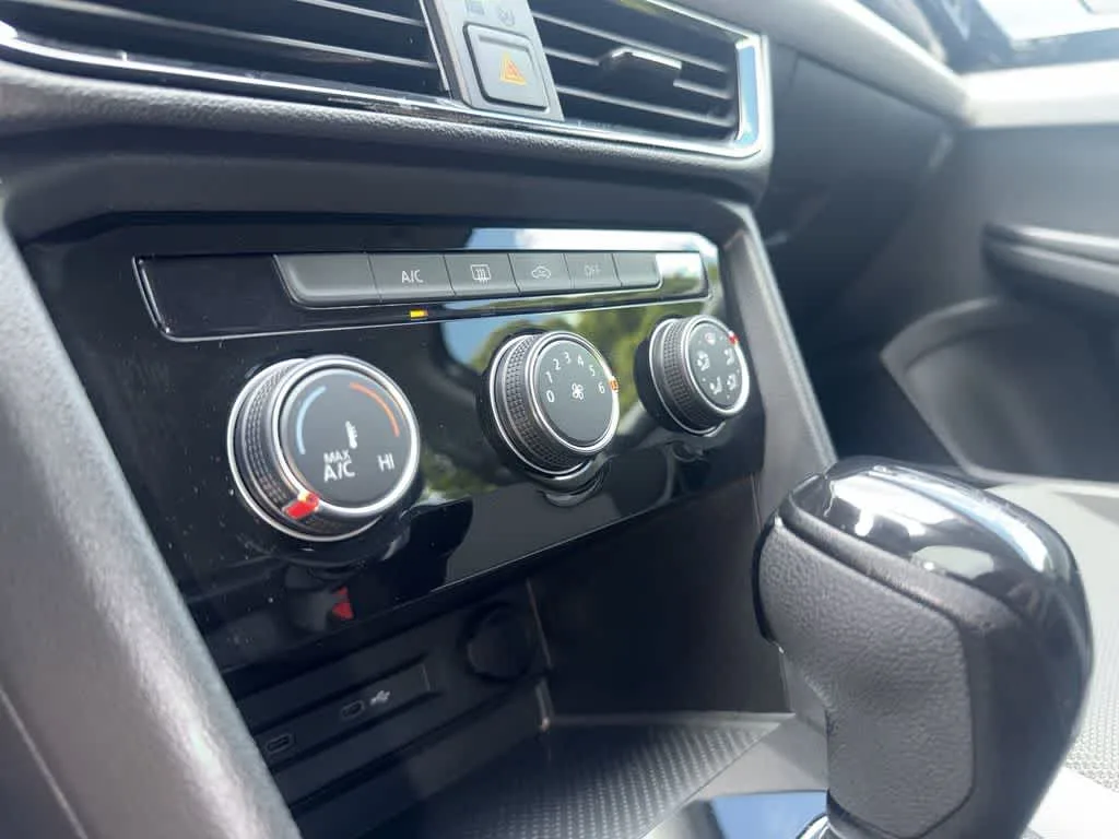 2023 Volkswagen Taos S photo 20