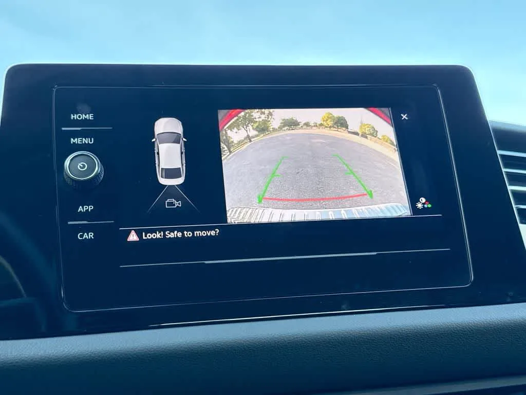2025 Volkswagen Jetta S photo 18
