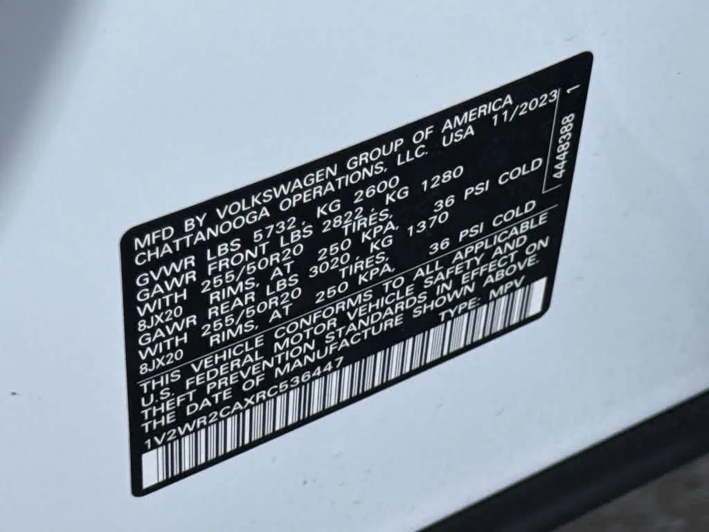 2024 Volkswagen Atlas 2.0T SE w/Technology photo 29