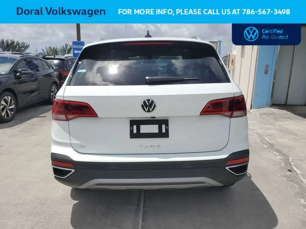 2024 Volkswagen Taos SE photo 13