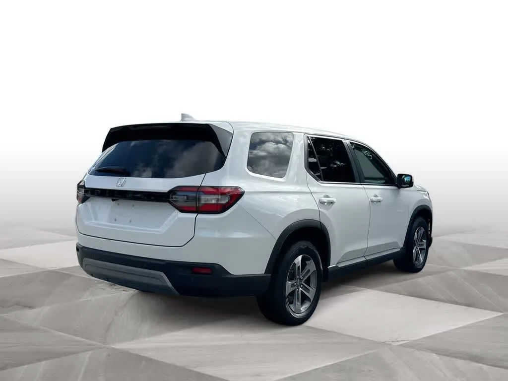 2025 Honda Pilot EX-L photo 8