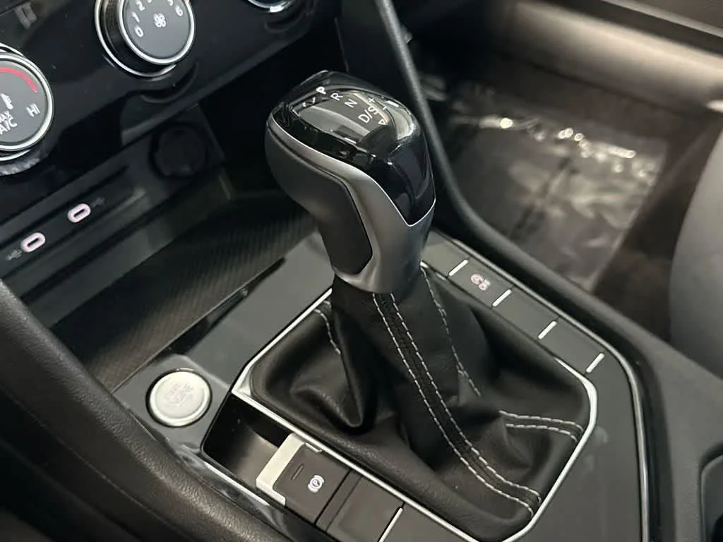 2024 Volkswagen Taos S photo 20