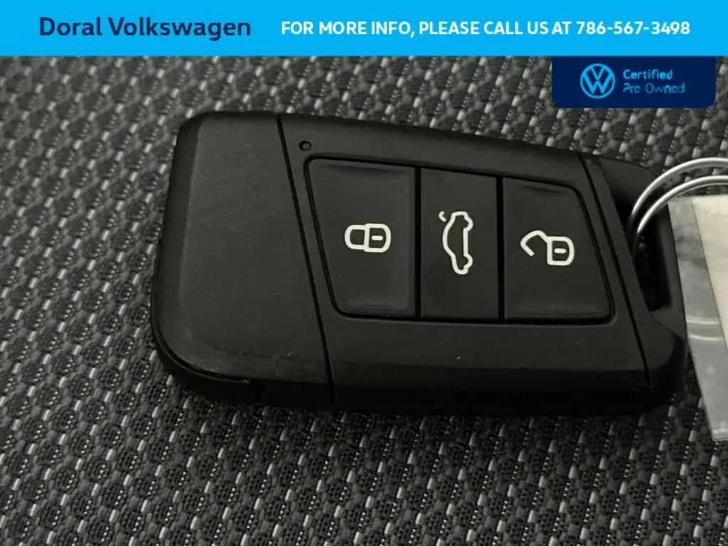 2025 Volkswagen Taos S photo 28