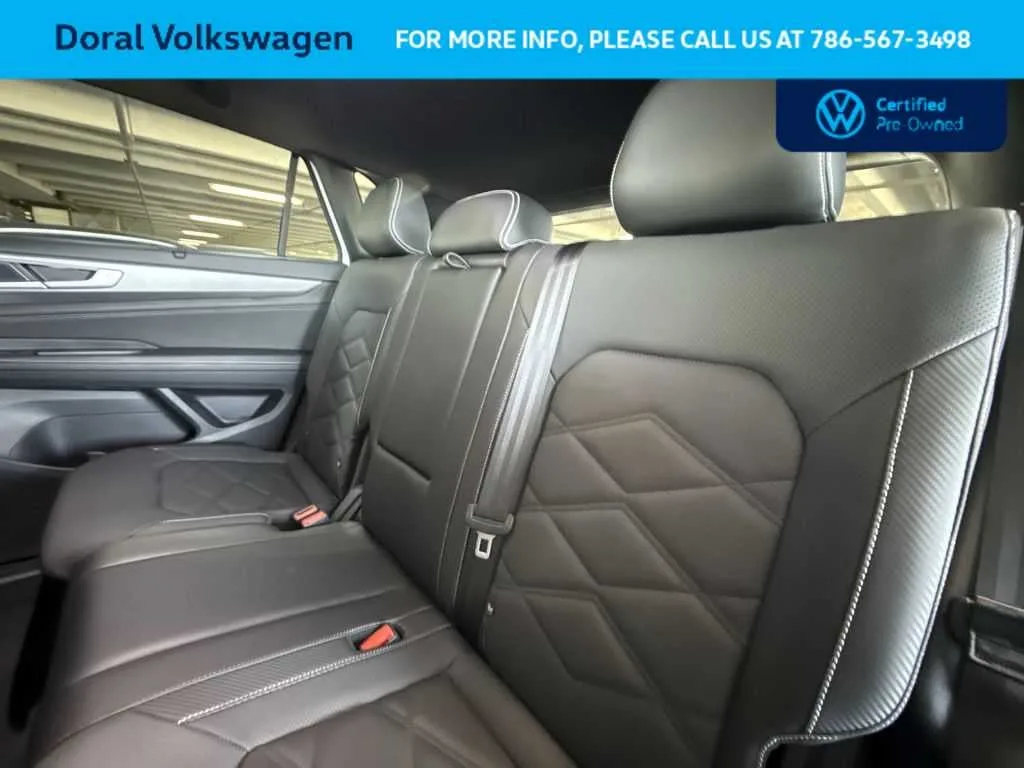 2025 Volkswagen Atlas Cross Sport 2.0T SE w/Technology photo 22