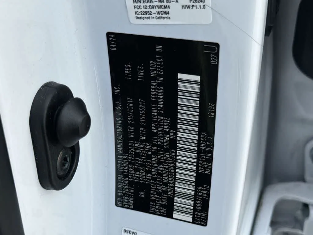 2024 Toyota Corolla Cross Hybrid SE photo 29