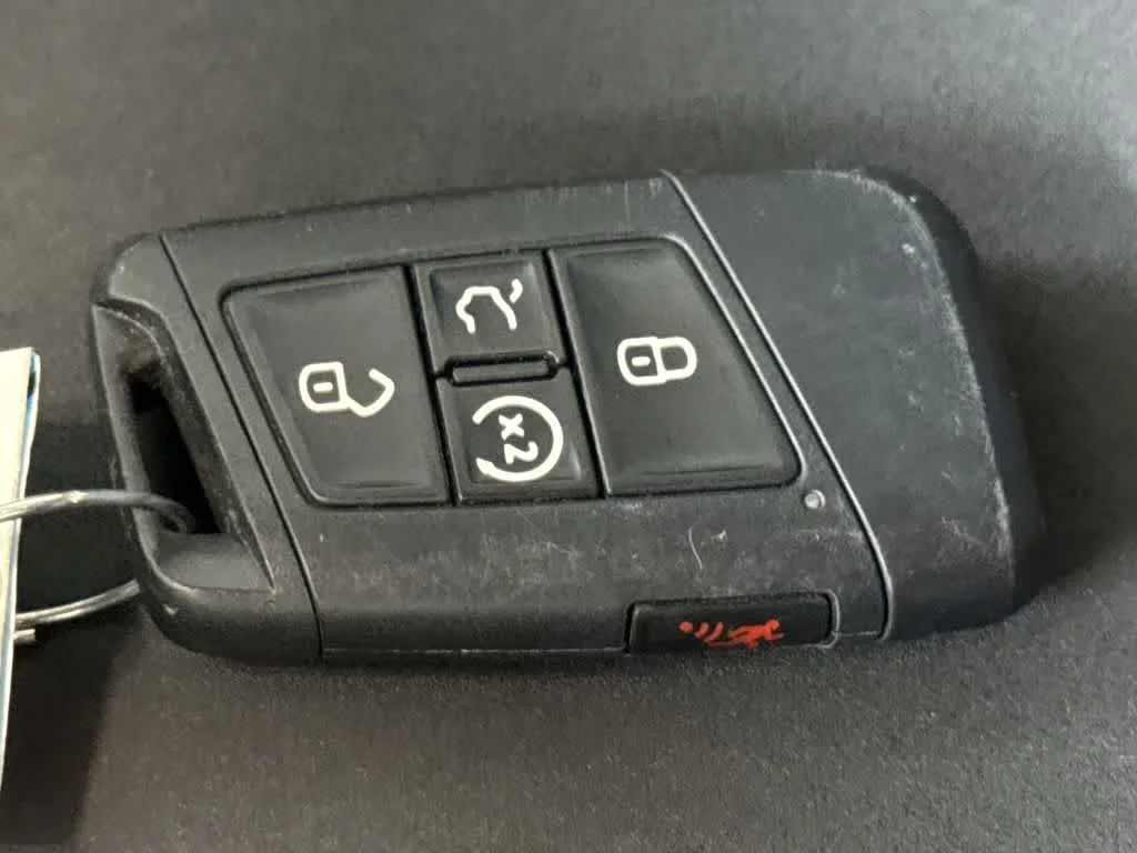 2022 Volkswagen Taos SE photo 28