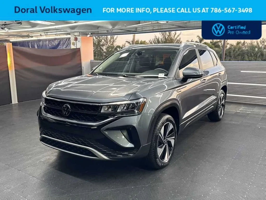 2024 Volkswagen Taos SE photo 4