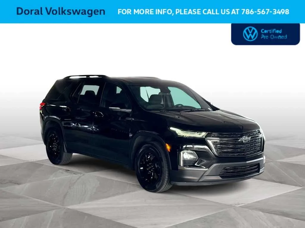 2023 Chevrolet Traverse LT Cloth photo 2