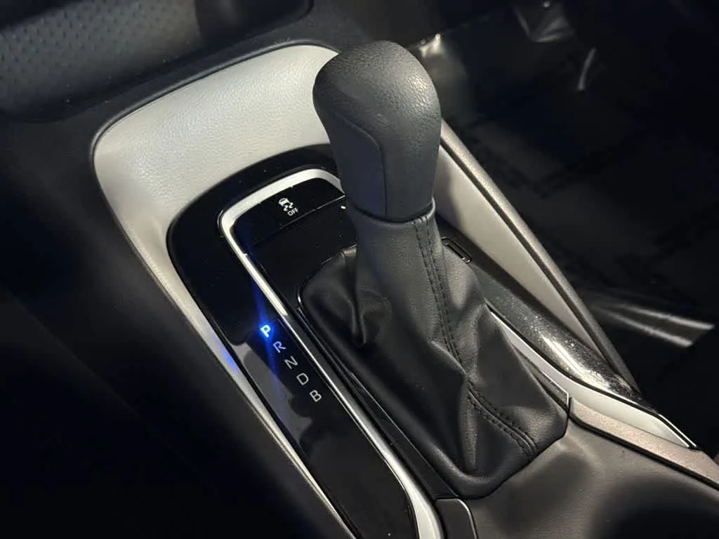 2026 Toyota Corolla LE photo 21