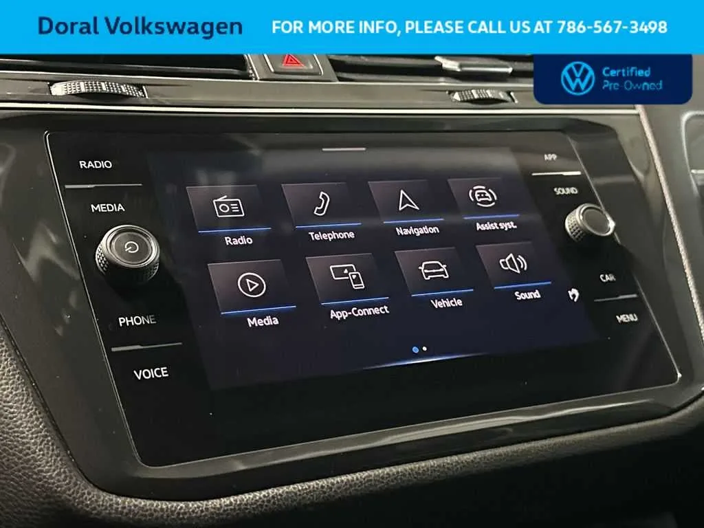 2023 Volkswagen Tiguan SE photo 18