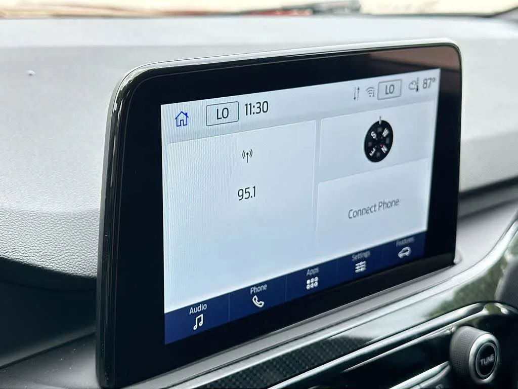 2025 Ford Escape ST-Line photo 17