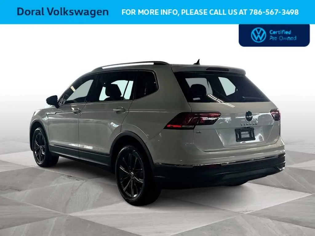 2023 Volkswagen Tiguan SE photo 6