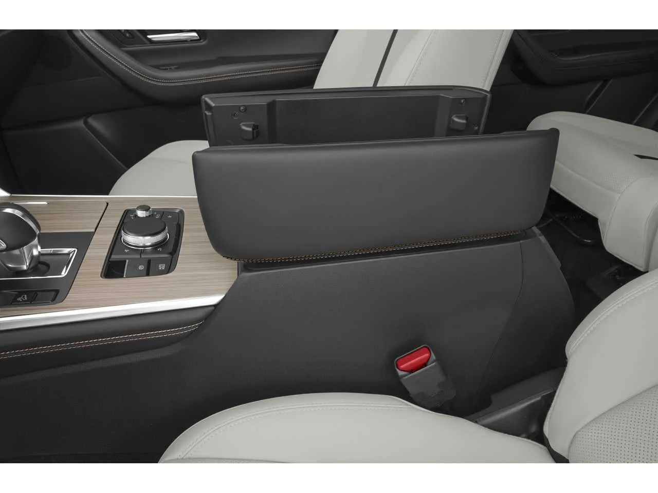 2025 Mazda CX-70 PHEV Premium Package photo 10