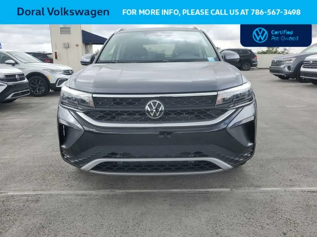 2024 Volkswagen Taos SE photo 10