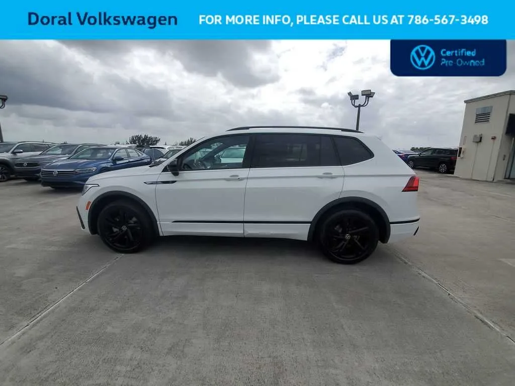 2024 Volkswagen Tiguan SE R-Line Black photo 16