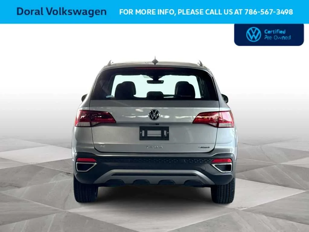 2024 Volkswagen Taos SE photo 7