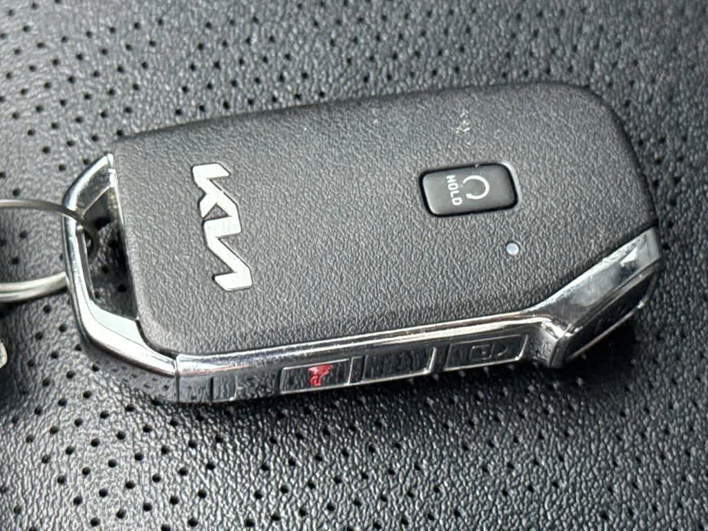 2025 Kia Seltos EX photo 28