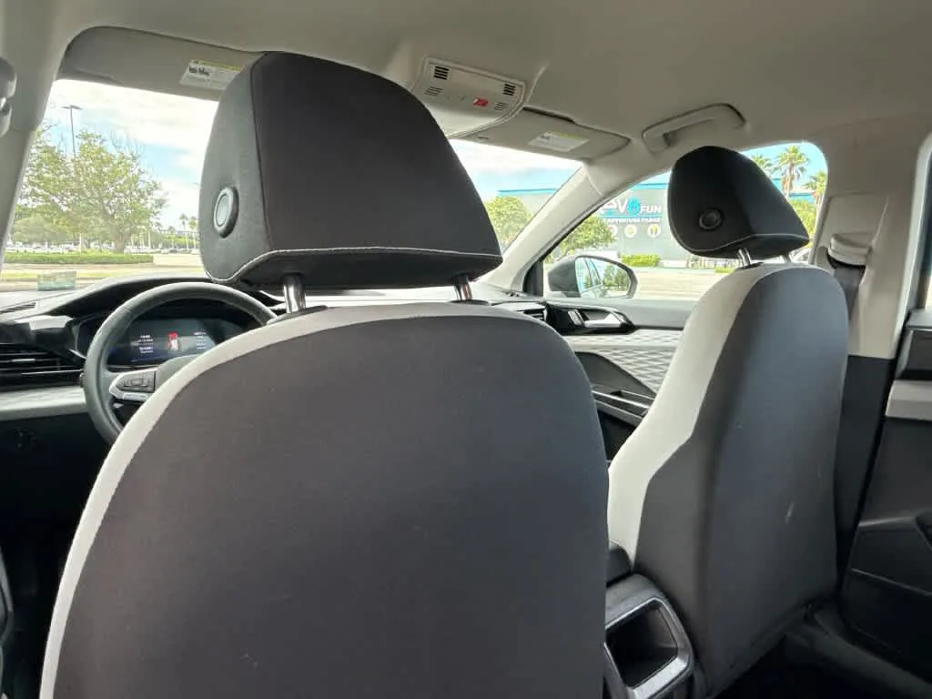 2023 Volkswagen Taos S photo 23