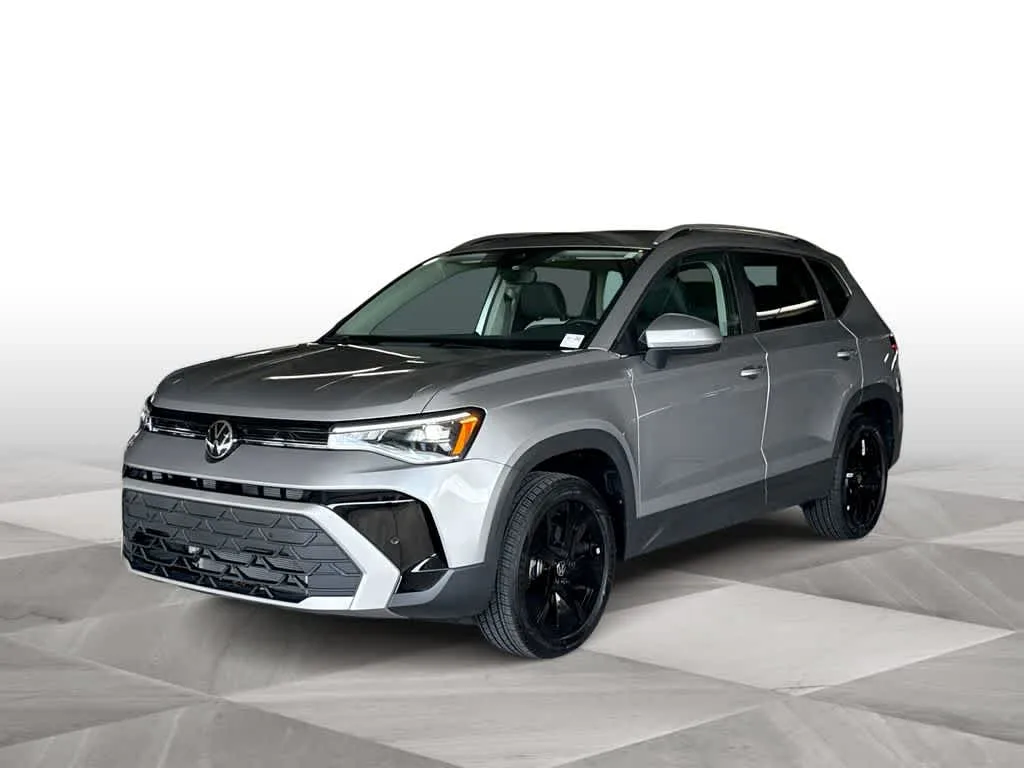 2026 Volkswagen Taos SE photo 4