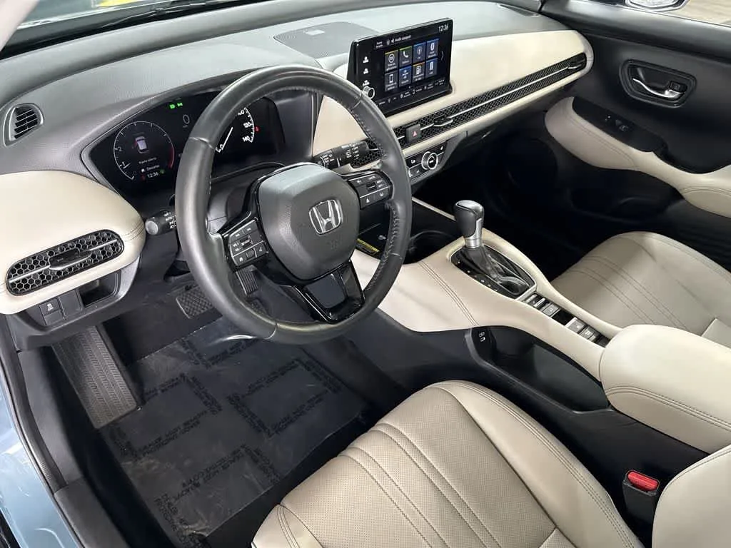 2024 Honda HR-V EX-L photo 13