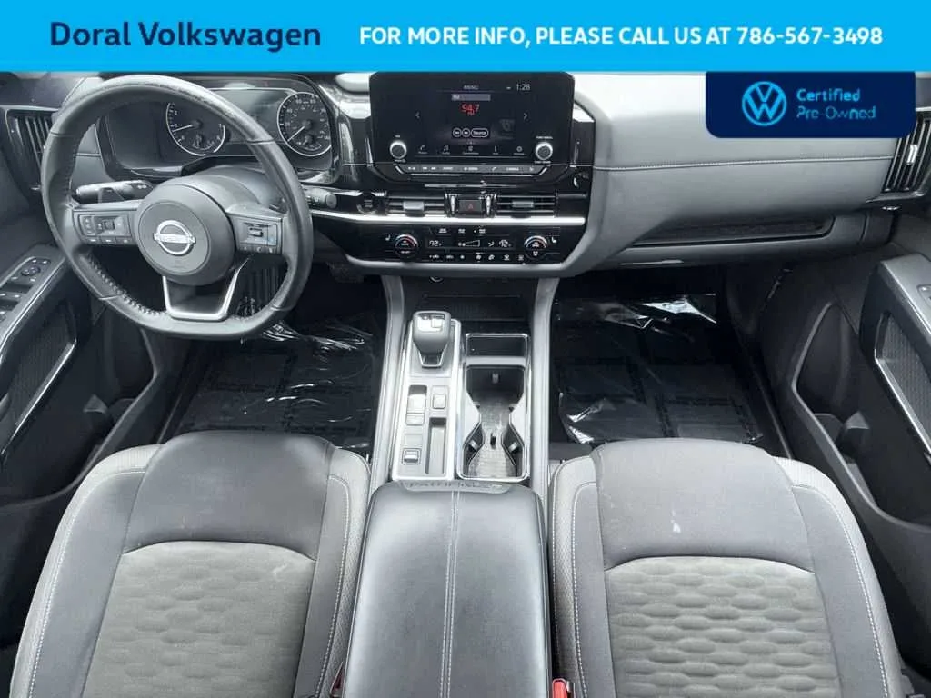 2025 Nissan Pathfinder SV photo 24
