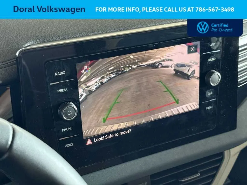2025 Volkswagen Jetta SE photo 19