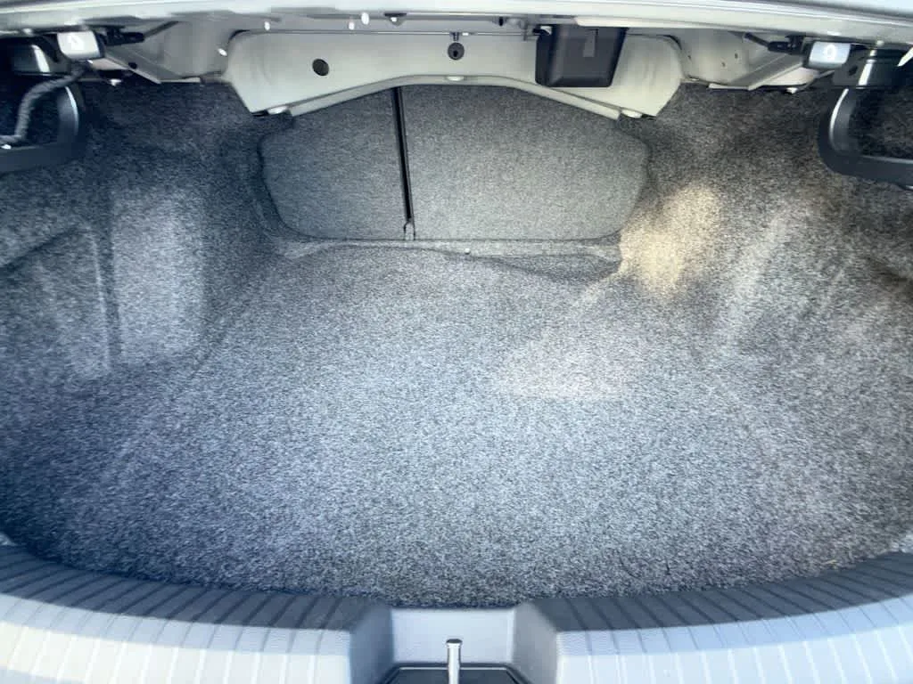 2025 Volkswagen Jetta S photo 25