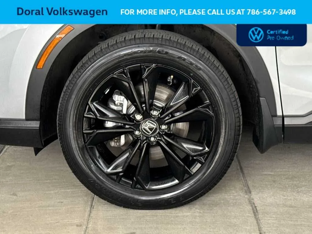 2025 Honda CR-V Hybrid Sport Touring photo 11