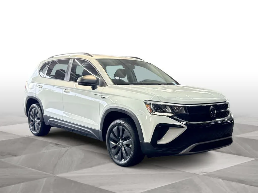 2024 Volkswagen Taos S photo 2